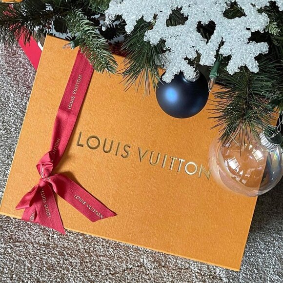 Meet your Posher, Demetrius - Picture 1 of 1